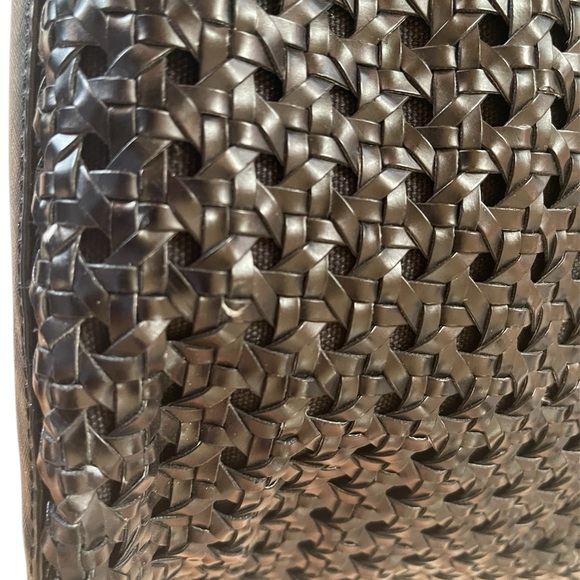 Tory Burch Black Woven Gold Hardware Tote - Picture 12 of 14